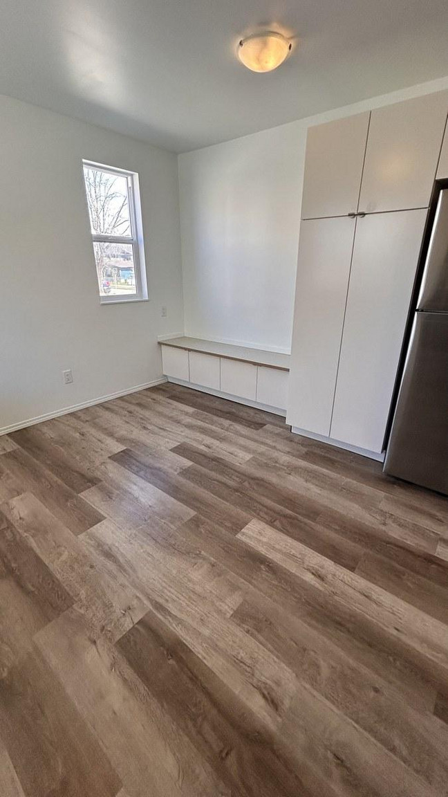 SF236 | 1 MONTH FREE | Spacious 3 Bedroom Basement Suite – Highlands - Photo 77