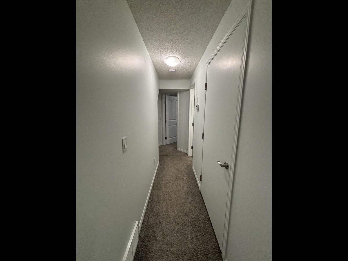 SF208 | 1 Month Free – Spacious 3 Bedroom Basement Suite – North Edmonton - Photo 19