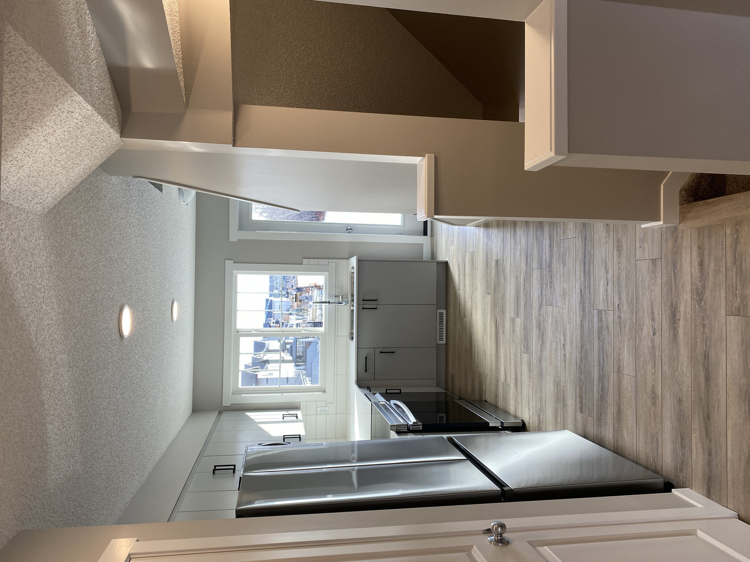 SF135 | 2 Bedroom, 1.5 Bathrooms Townhouse – Crystallina Near West  - Photo 5