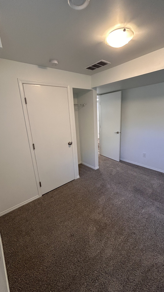 SF217 | 1 Month Free – 2 Bedroom Basement Suite in Newton  - Photo 26