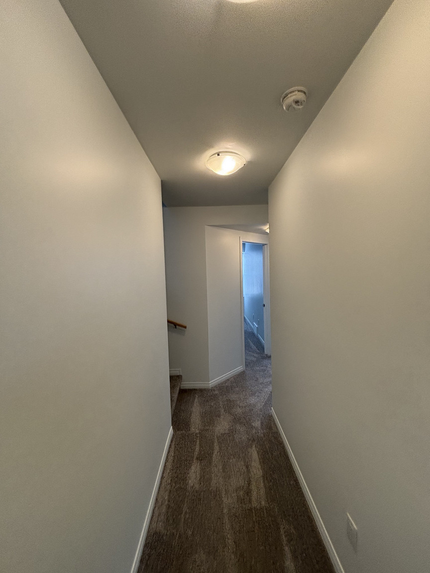 SF222 – Montrose Duplex for Rent | 4-Bed 2.5-Bath Main Floor | 12228 60 St NW Edmonton | 1 Month ... - Photo 64