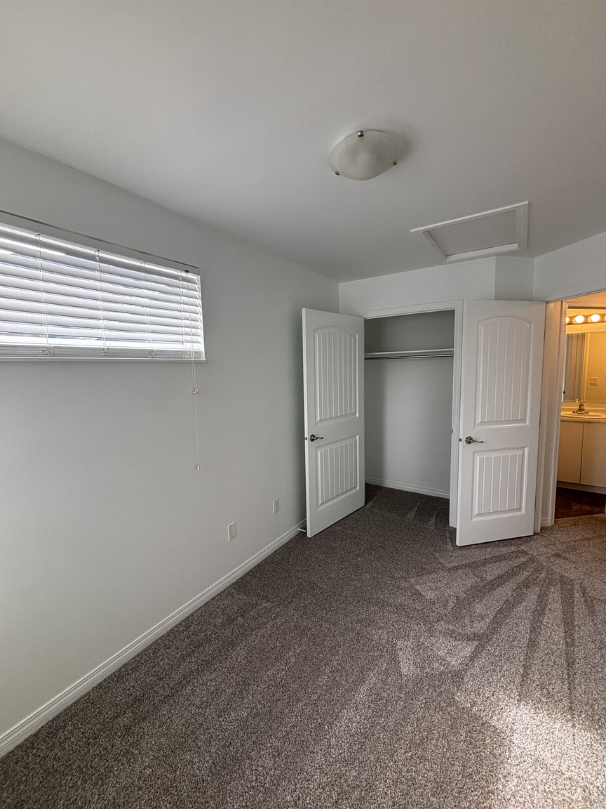SF222 – Montrose Duplex for Rent | 4-Bed 2.5-Bath Main Floor | 12228 60 St NW Edmonton | 1 Month ... - Photo 76