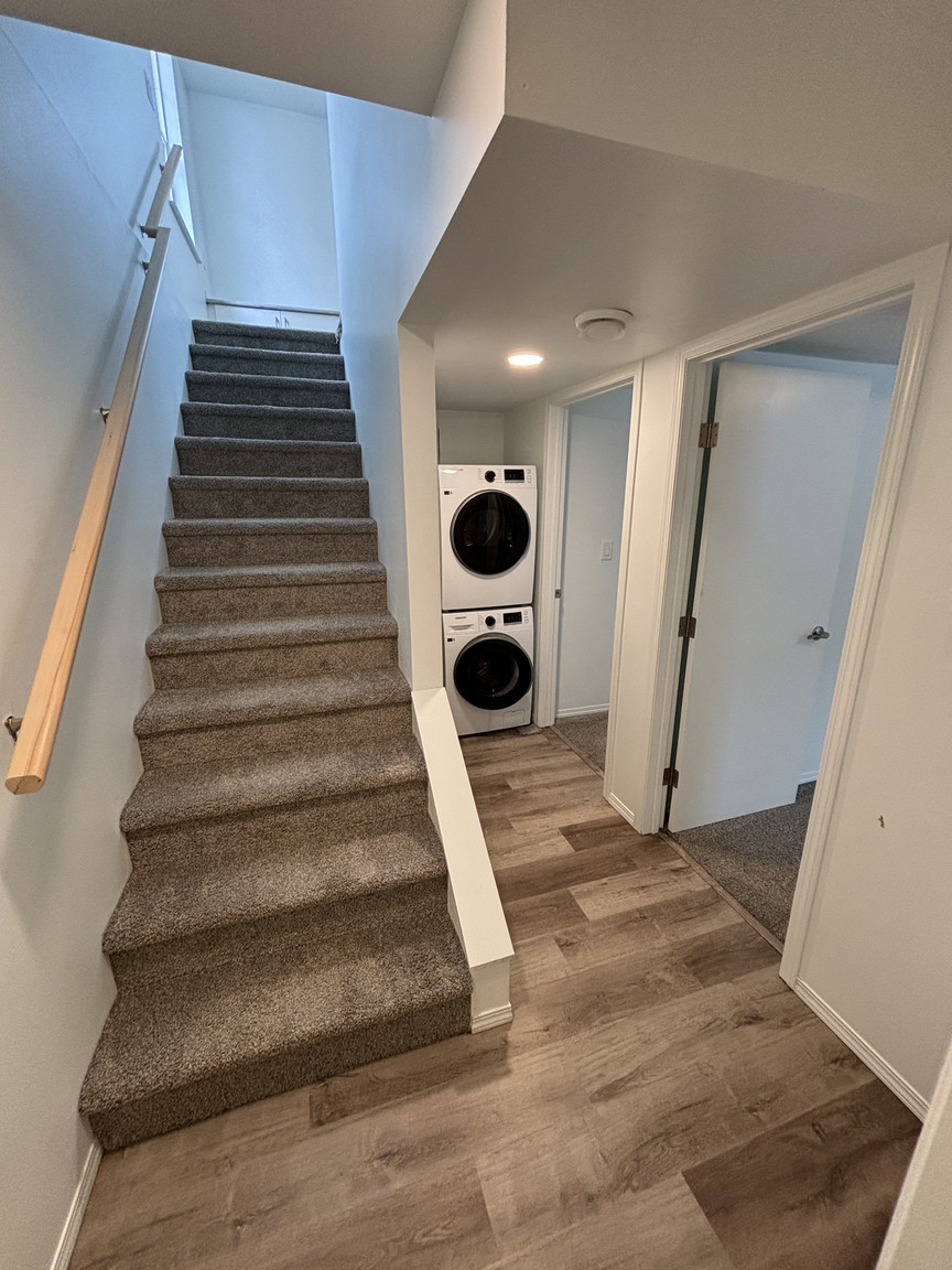 SF223 – Newton Garden Suite for Rent | 4-Bed 2 Bath  -  12021 55 St NW Edmonton | 1 Month Free - Photo 9