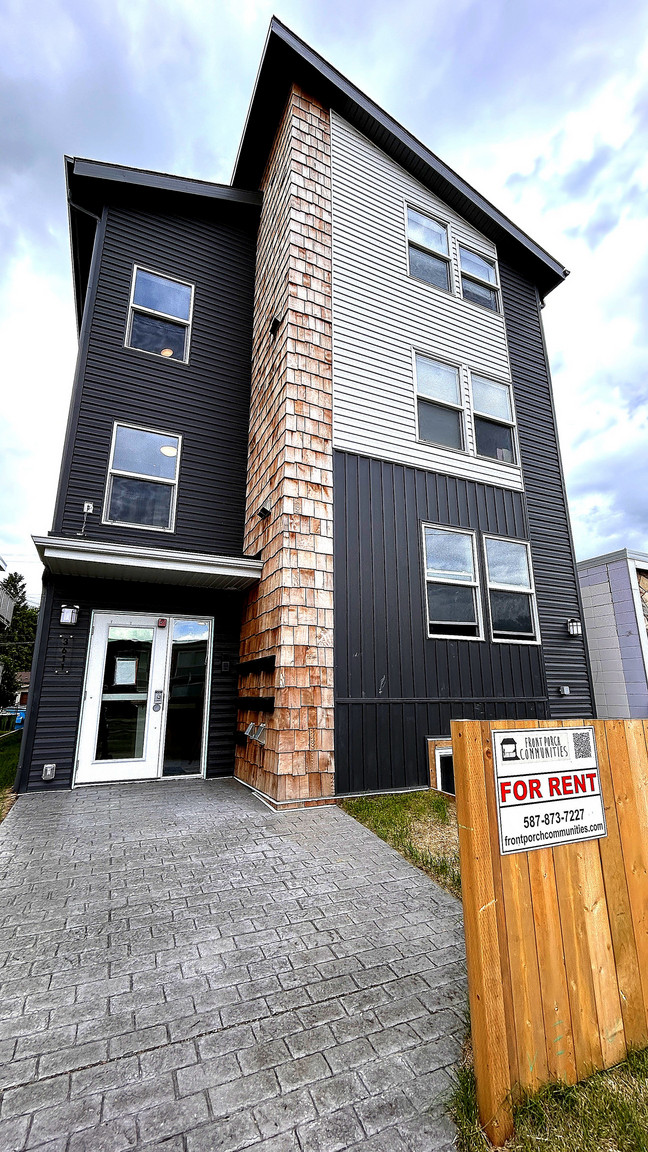 SF237 – Beverly Heights Rental | 1-Bed & 2-Bed Suites | 3611 118 Ave NW Edmonton | 1 Month Free