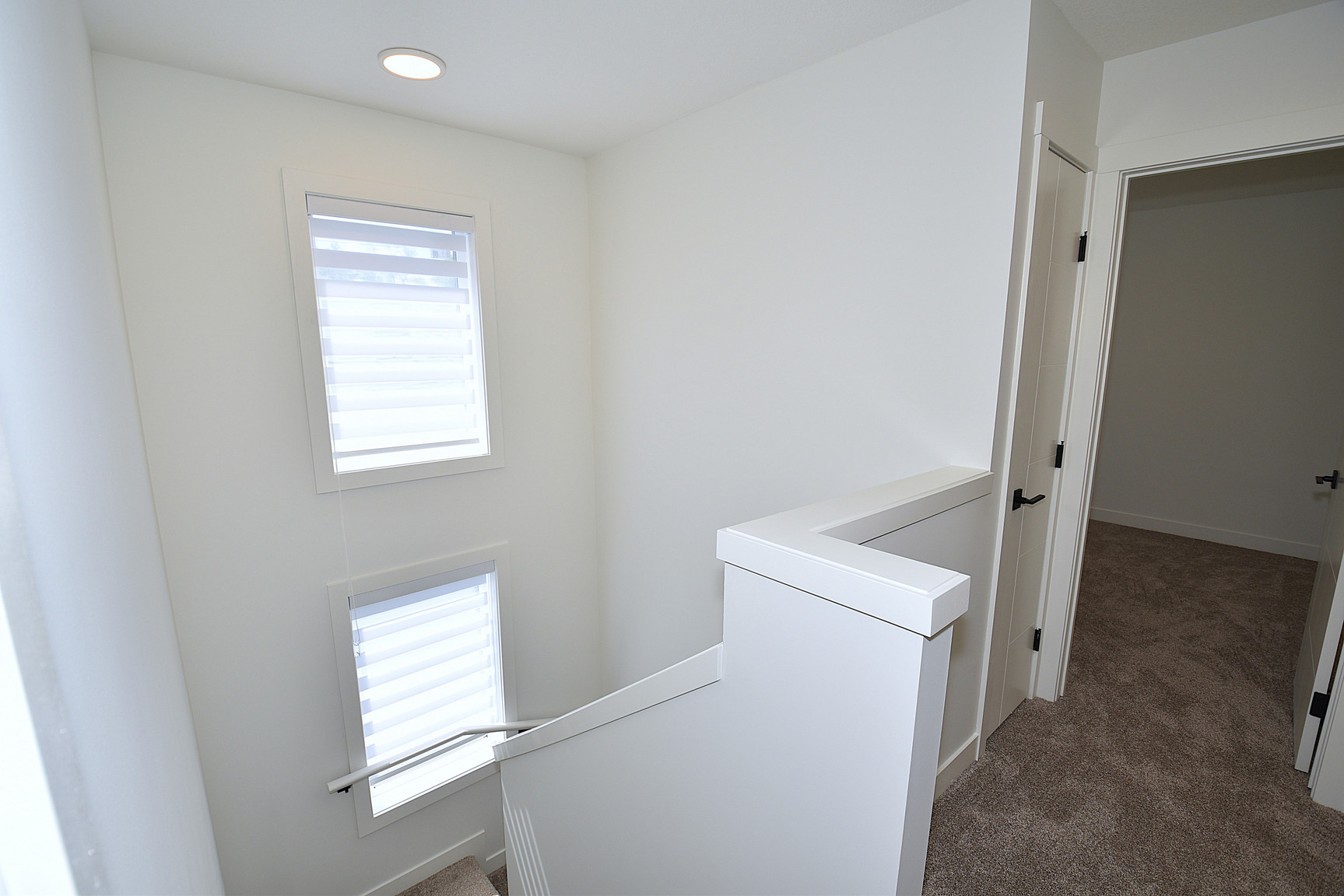 1 Month Free – 3 Bedroom Main Floor Home  in Grovenor |  SF337  - Photo 16