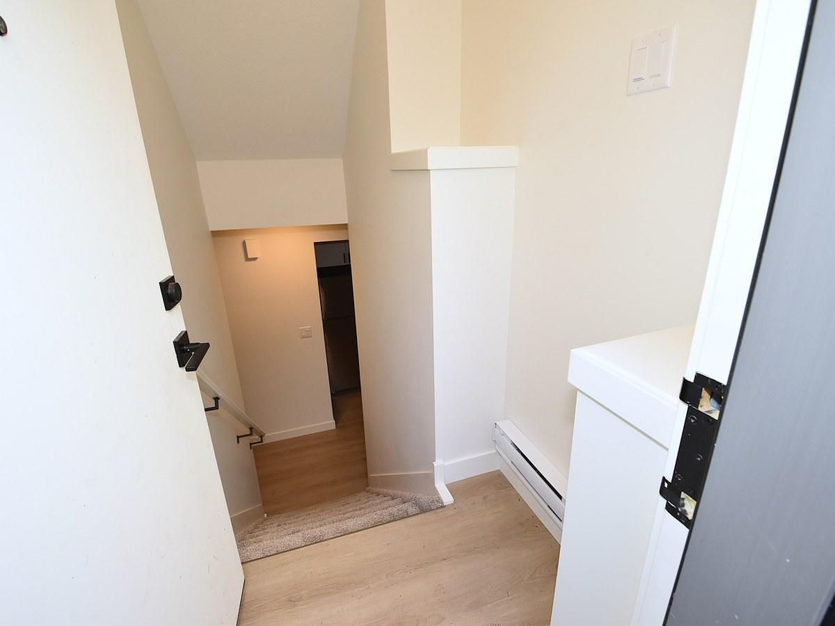 SF338 2 Bedroom Basement Suite in Grovenor  - Photo 3