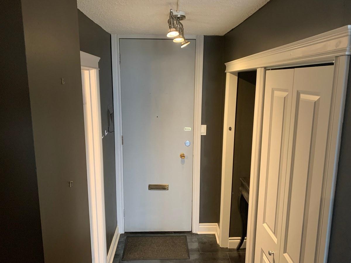 SF17 - 1 Bed 1 Bath - #1012 10883 Sask Drive NW  - Photo 3