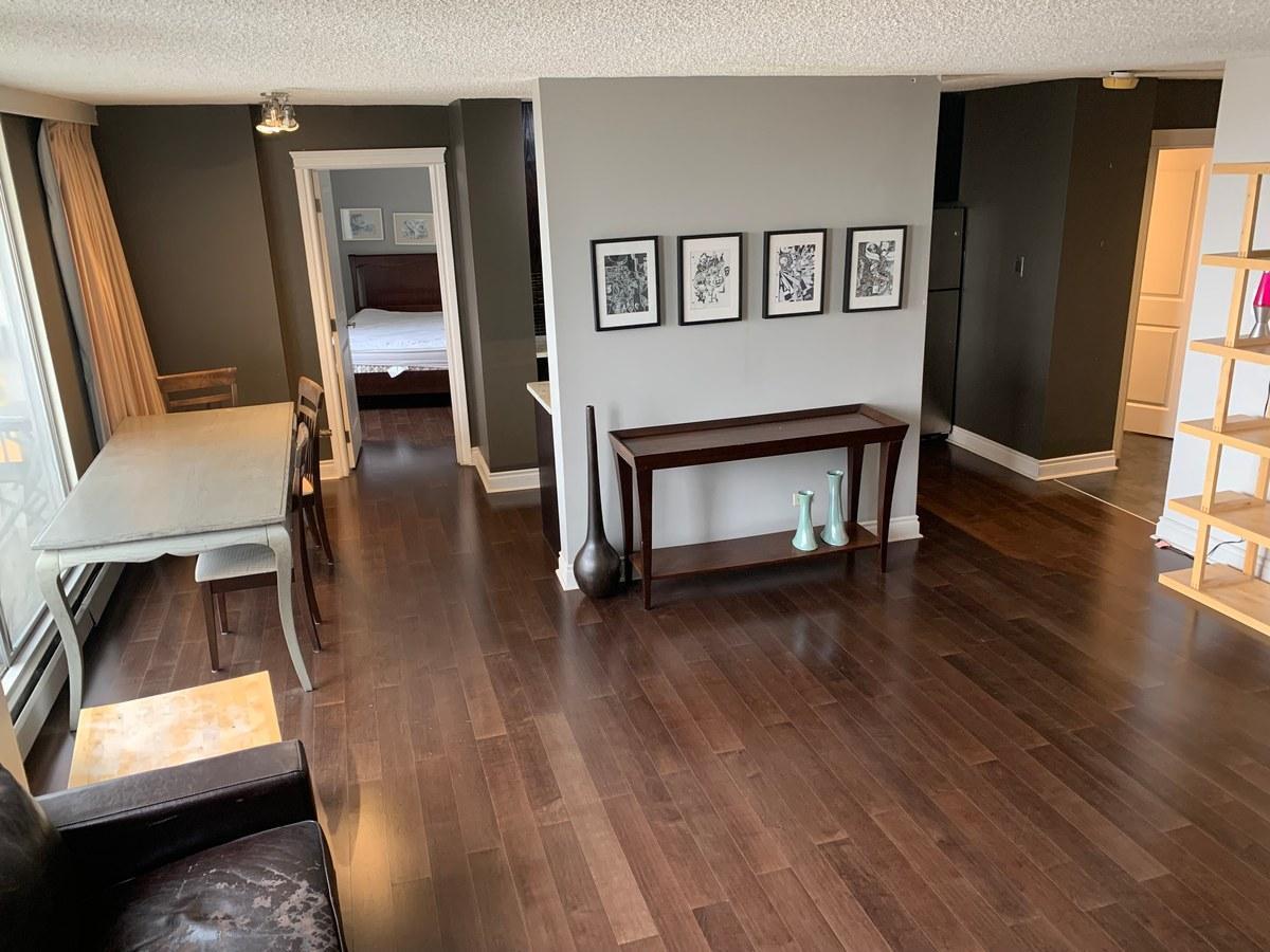 SF17 - 1 Bed 1 Bath - #1012 10883 Sask Drive NW  - Photo 10