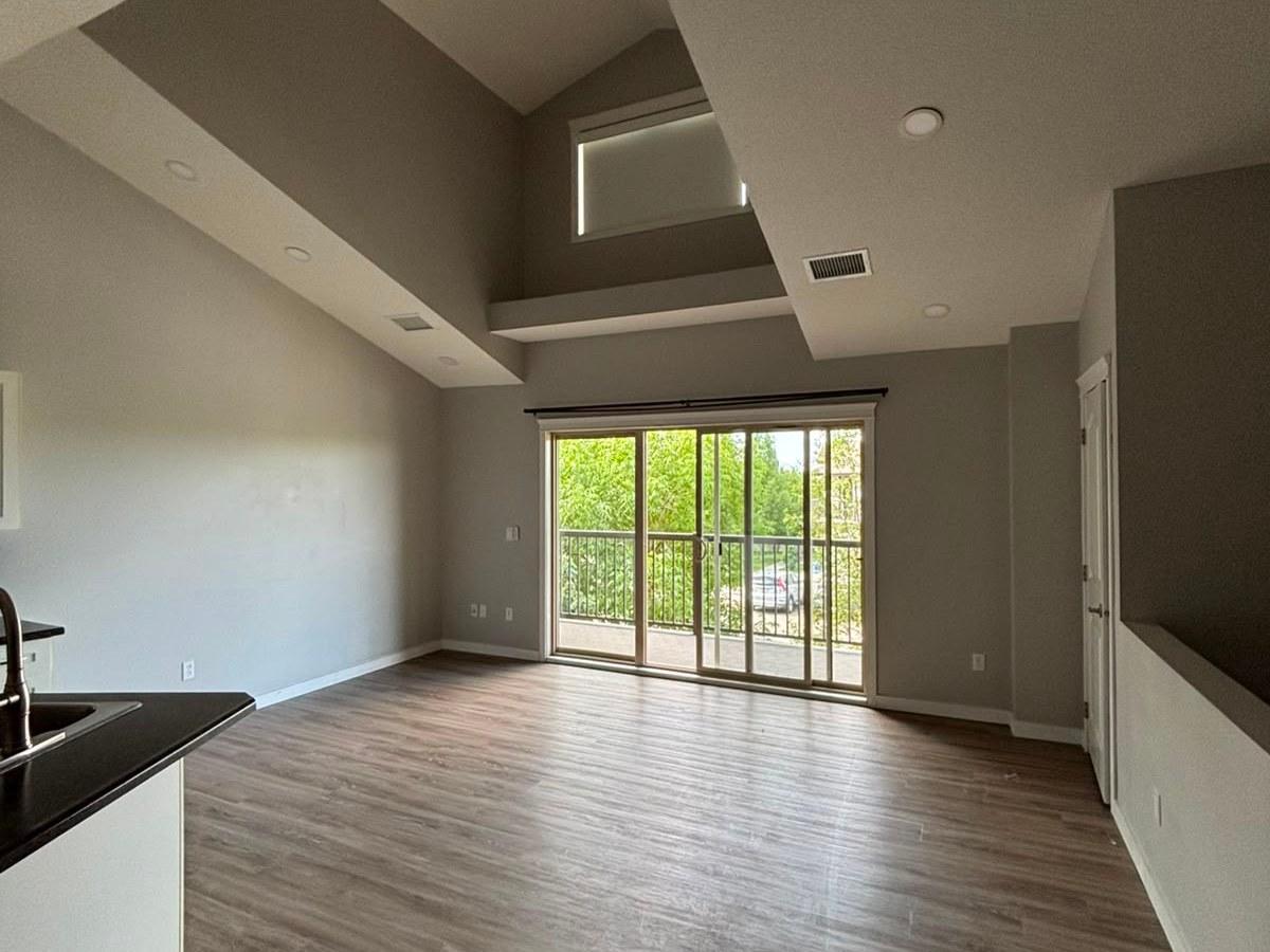 SF72 – 2 Bed | 1 Bath Townhouse in Charlesworth, SW Edmonton | #31 – 602 62 Street SW - Photo 3