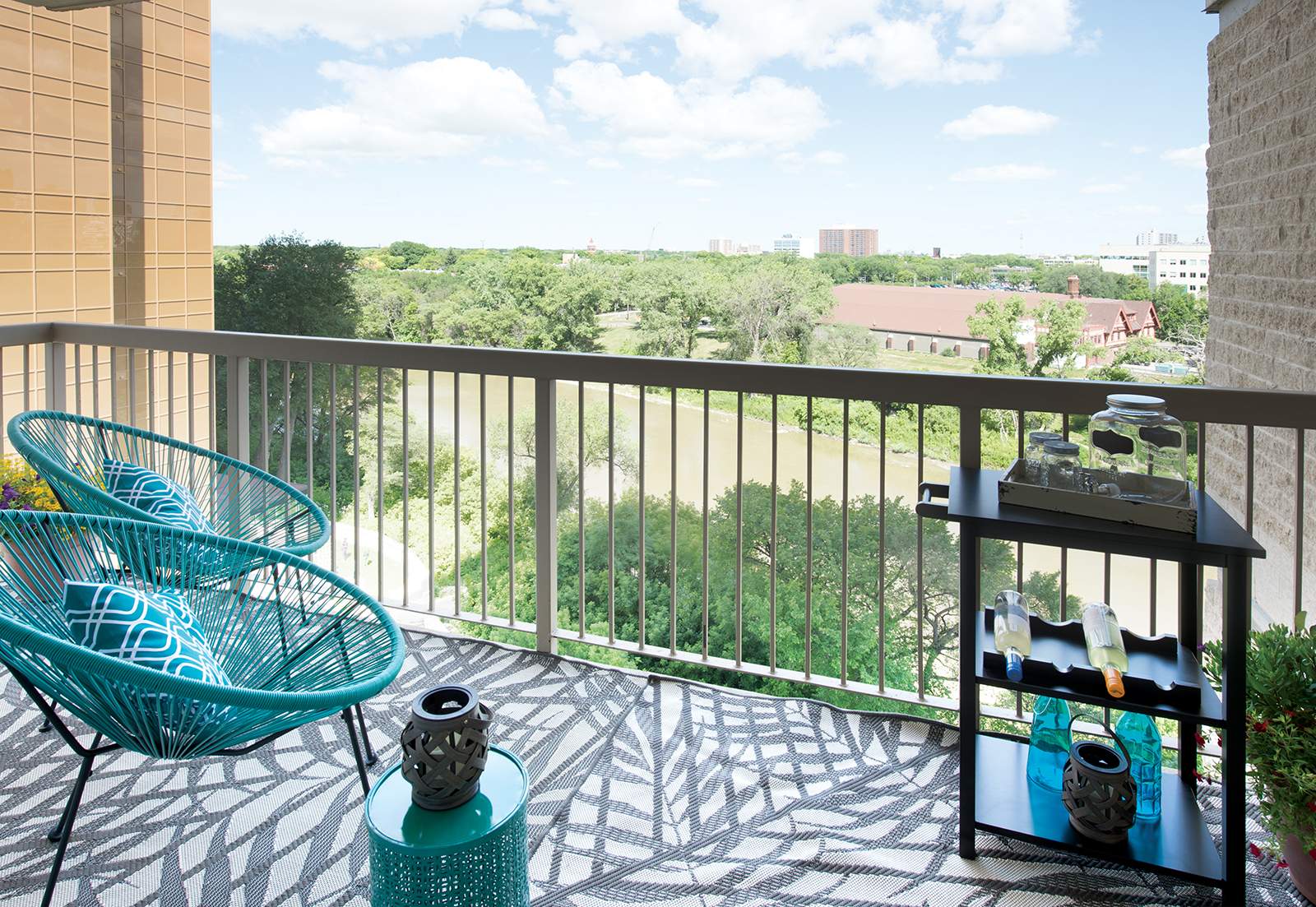 Evergreen Towers - Photo 15