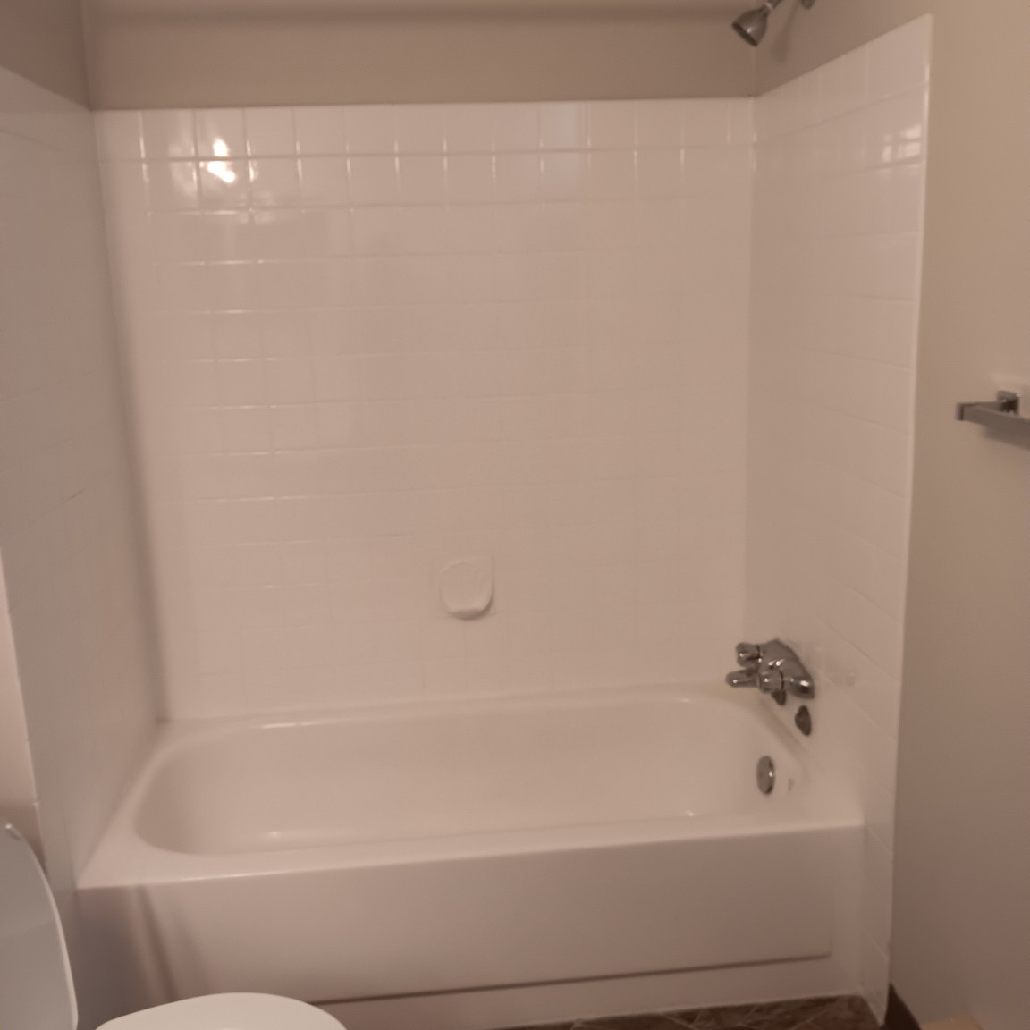 Coachman House - Photo 9