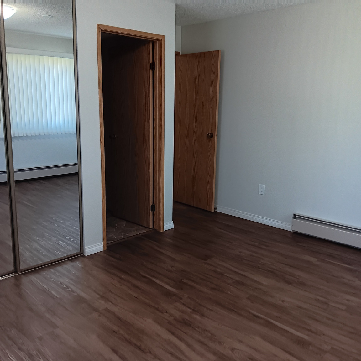 Coachman House - Photo 16