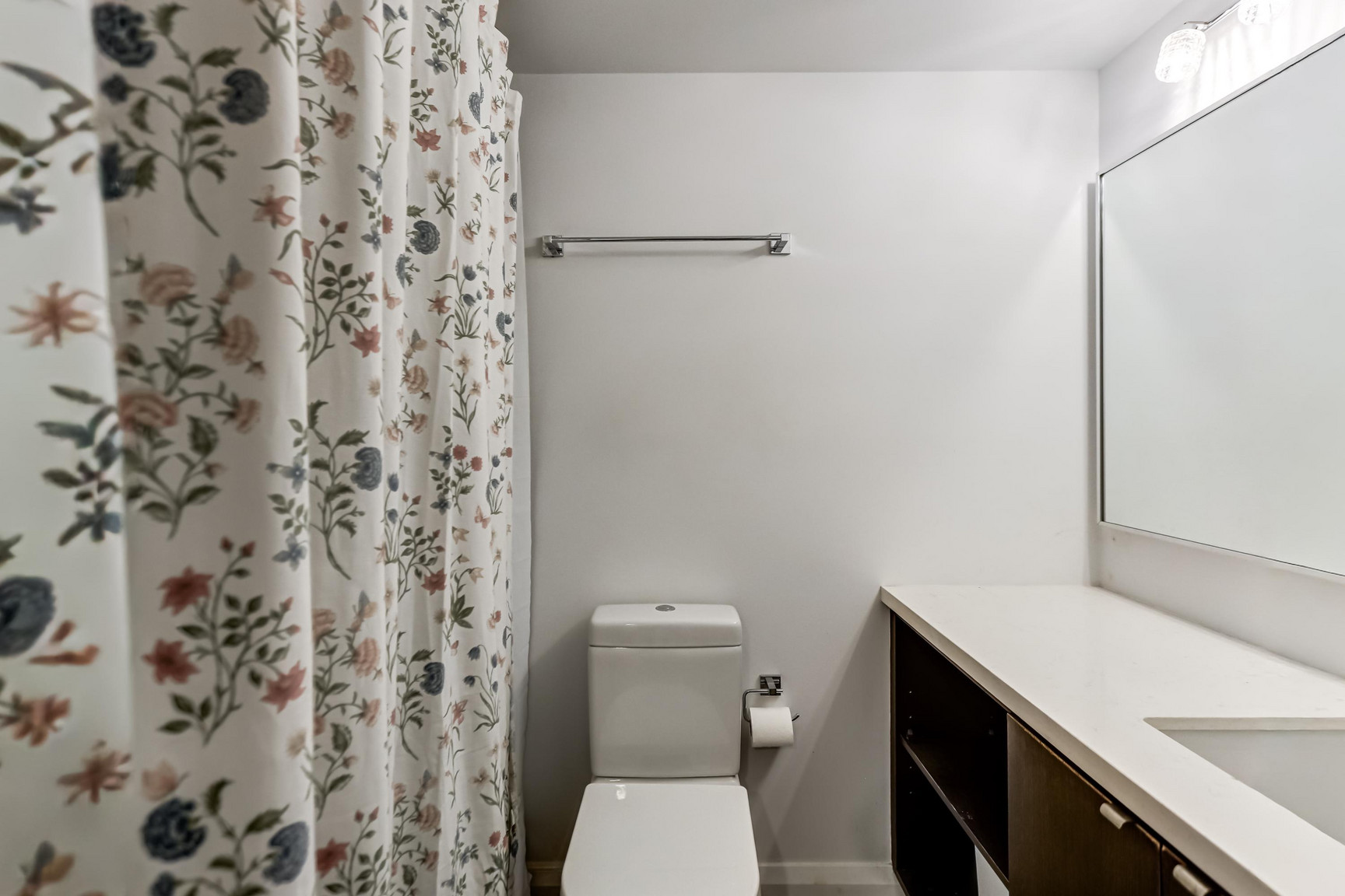155 Yorkville Avenue  - Photo 28