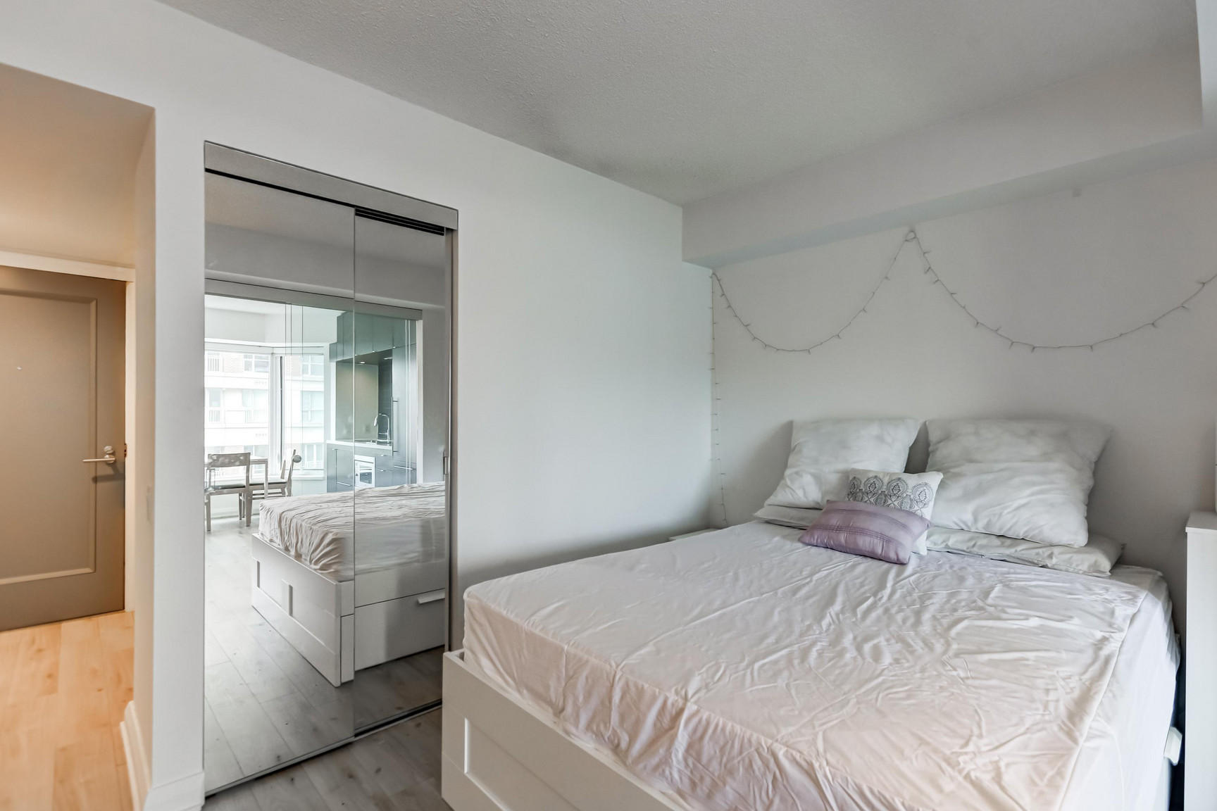 155 Yorkville Avenue  - Photo 20