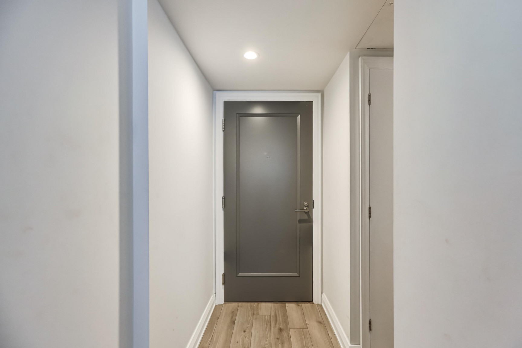 155 Yorkville Avenue  - Photo 24