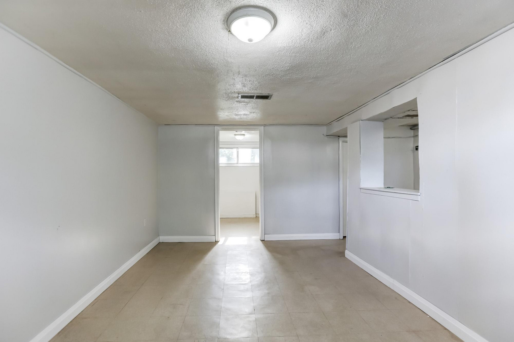 Basement - 2563 Kingston Road  - Photo 13