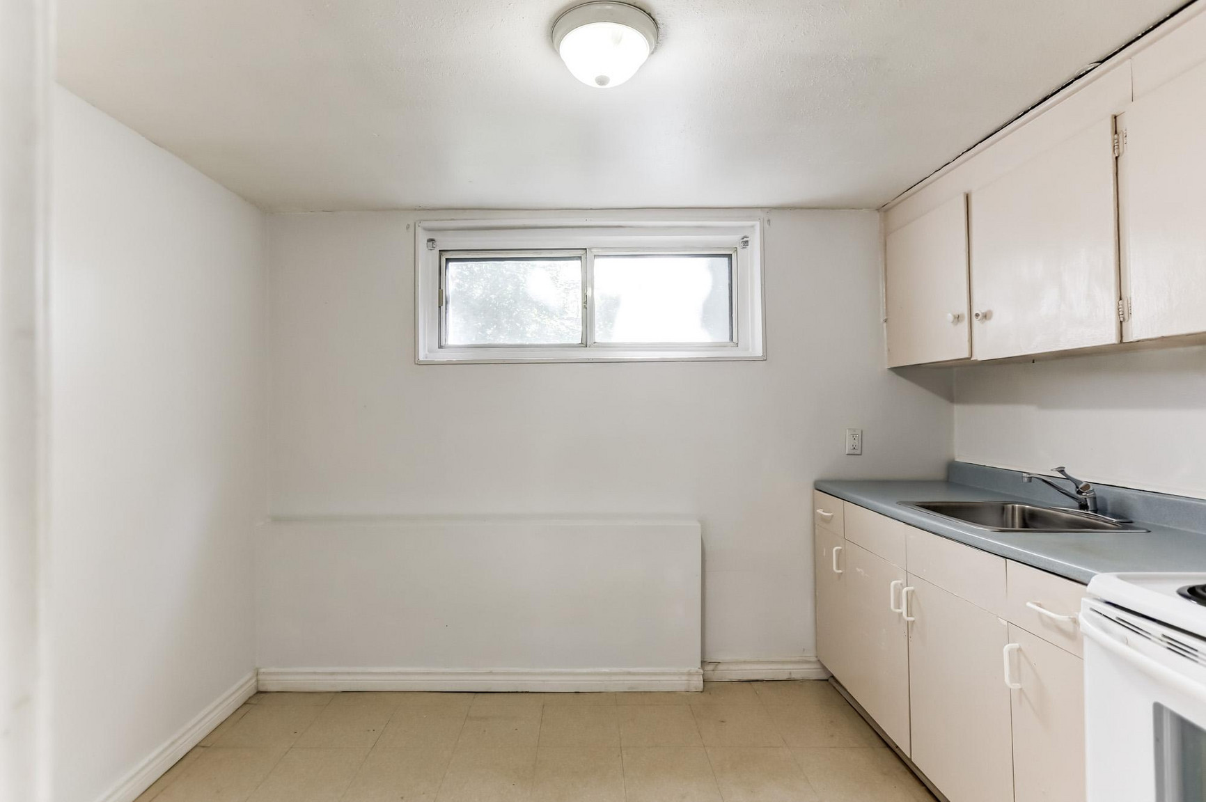 Basement - 2563 Kingston Road  - Photo 19
