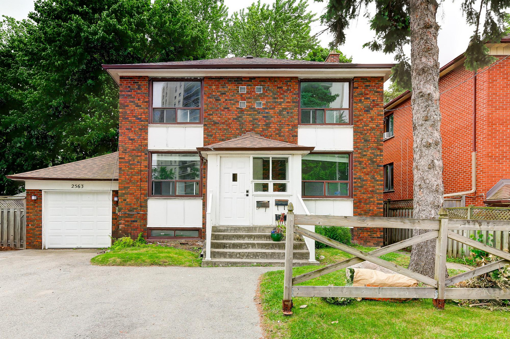Basement - 2563 Kingston Road 