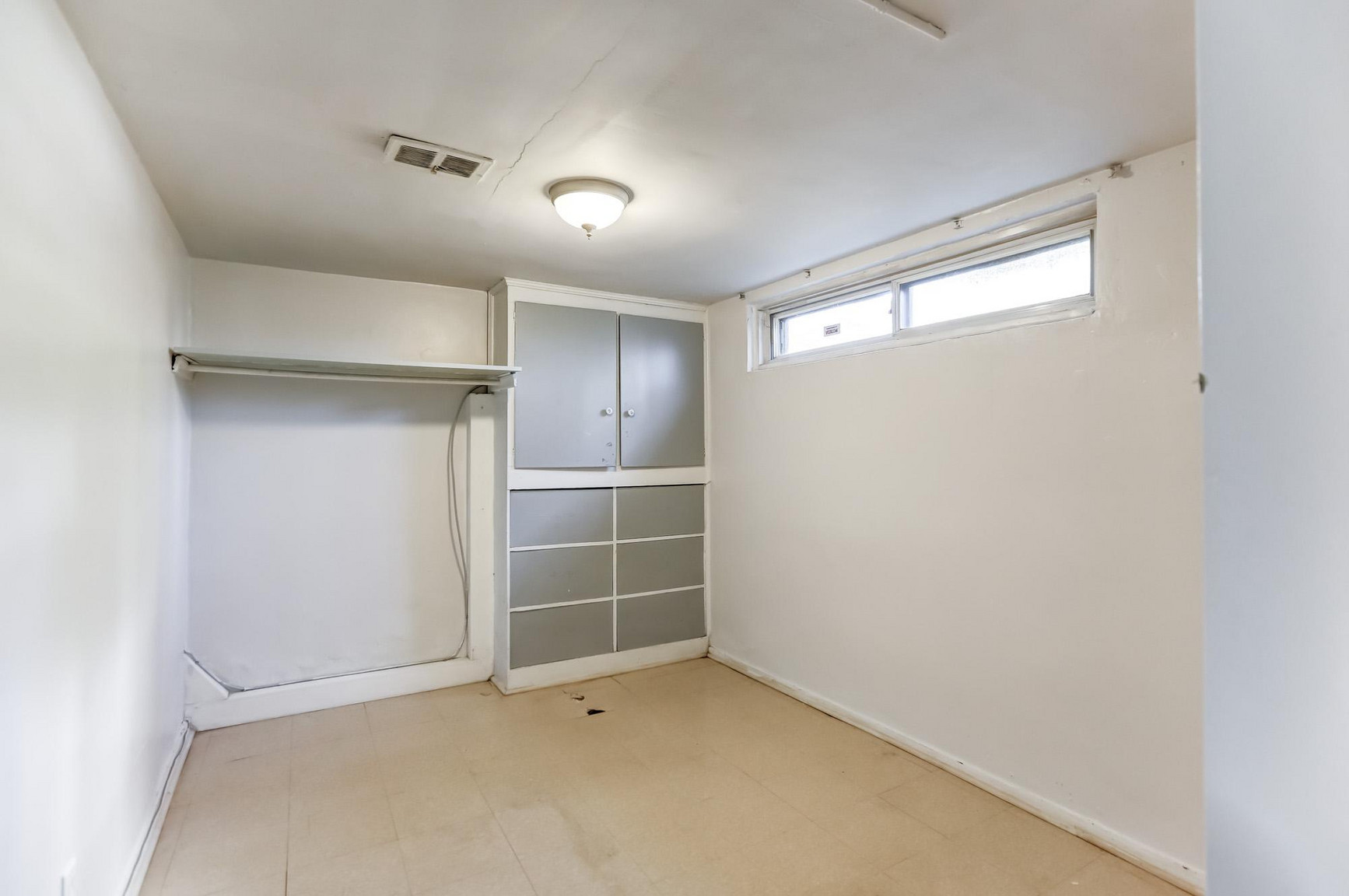 Basement - 2563 Kingston Road  - Photo 23