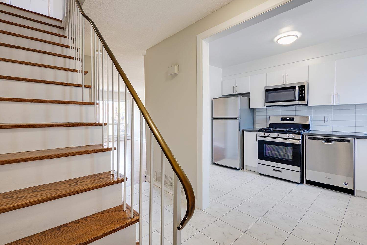150 - 160 Cactus Avenue - Photo 7