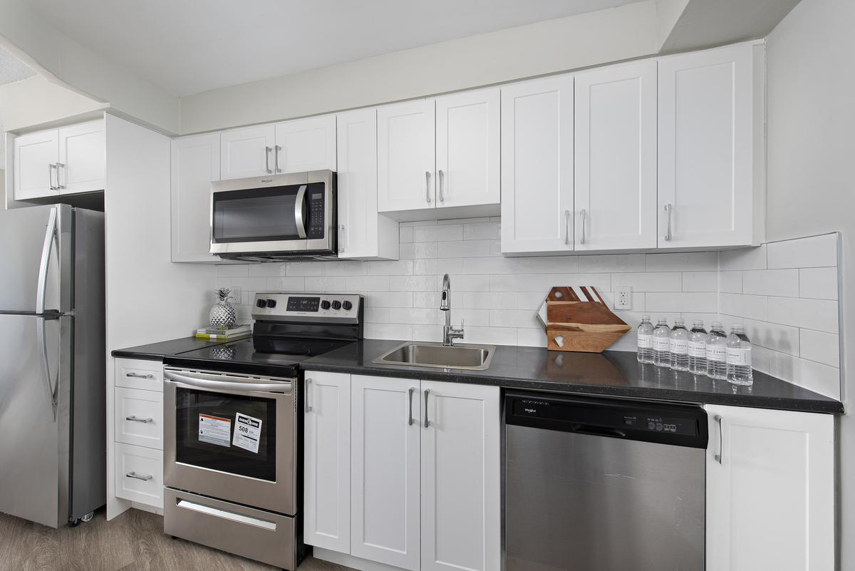 2050 Keele Street - Photo 9