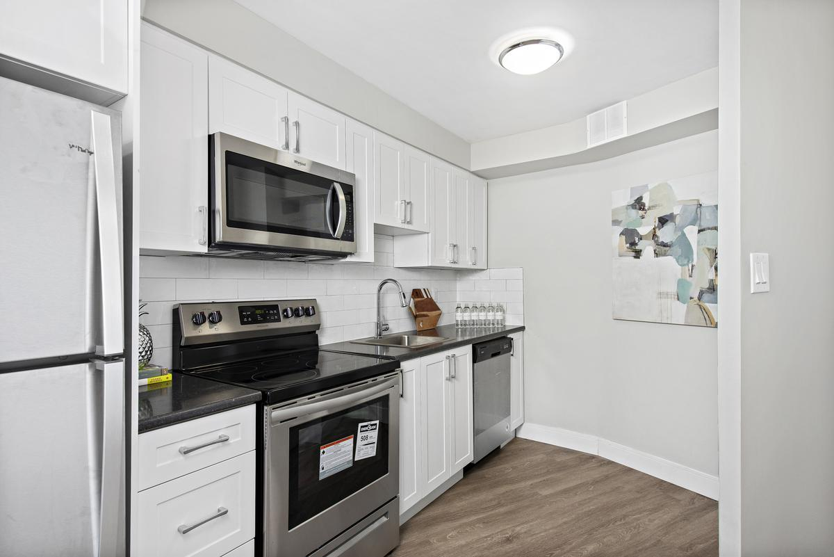 2050 Keele Street - Photo 12