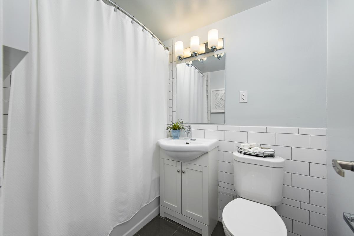 2050 Keele Street - Photo 16