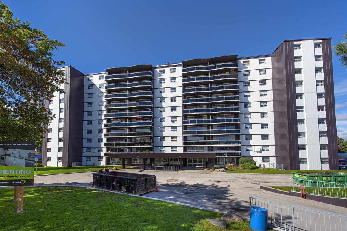 2570 Kingston Road - Photo 20