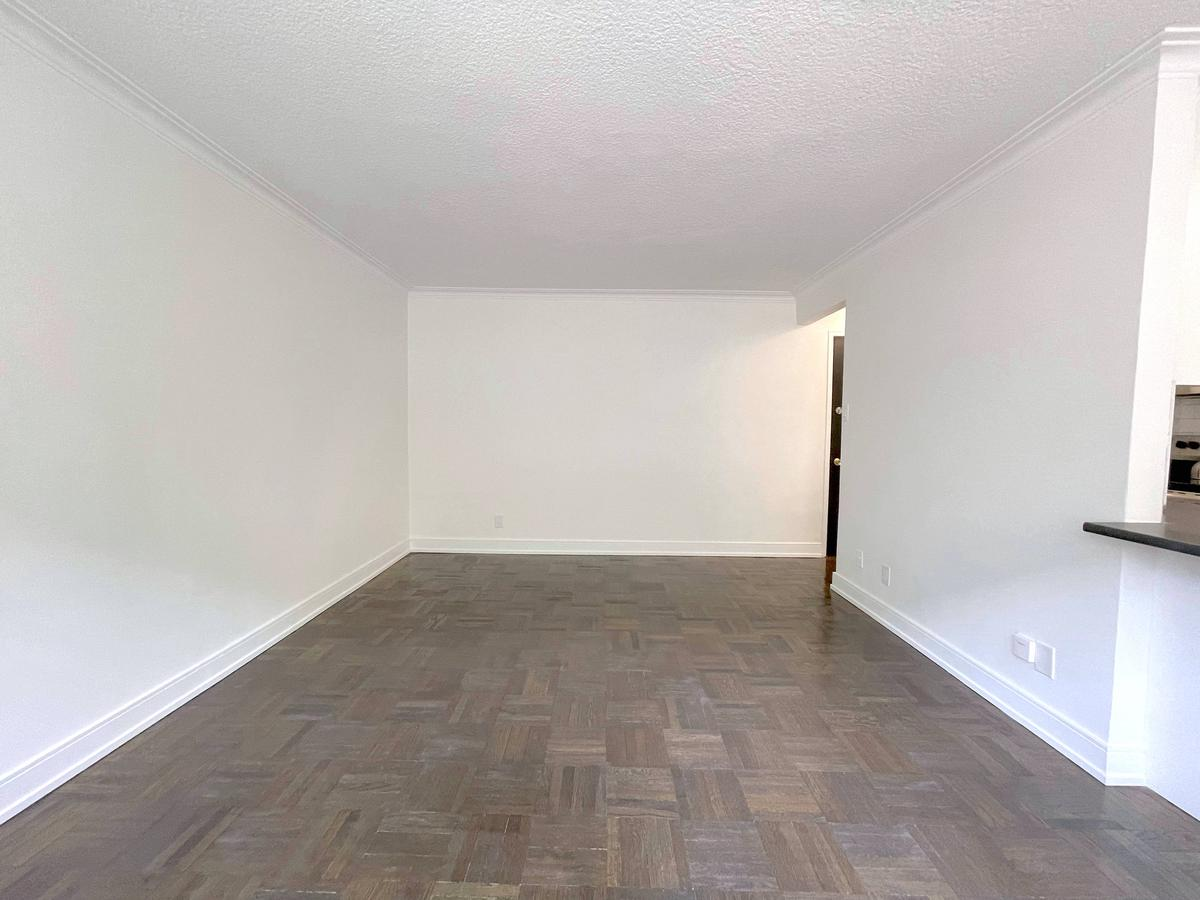 140 Kingston Road - Photo 19