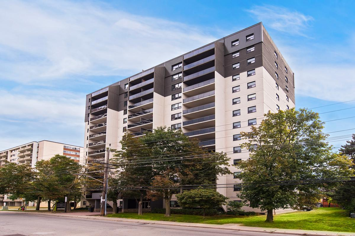 55 Park Street East - Photo 2