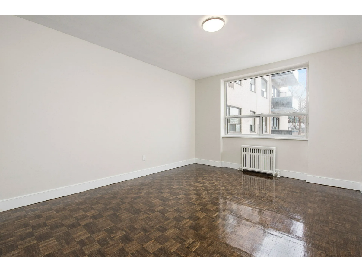 200 Ridley Boulevard - Photo 6