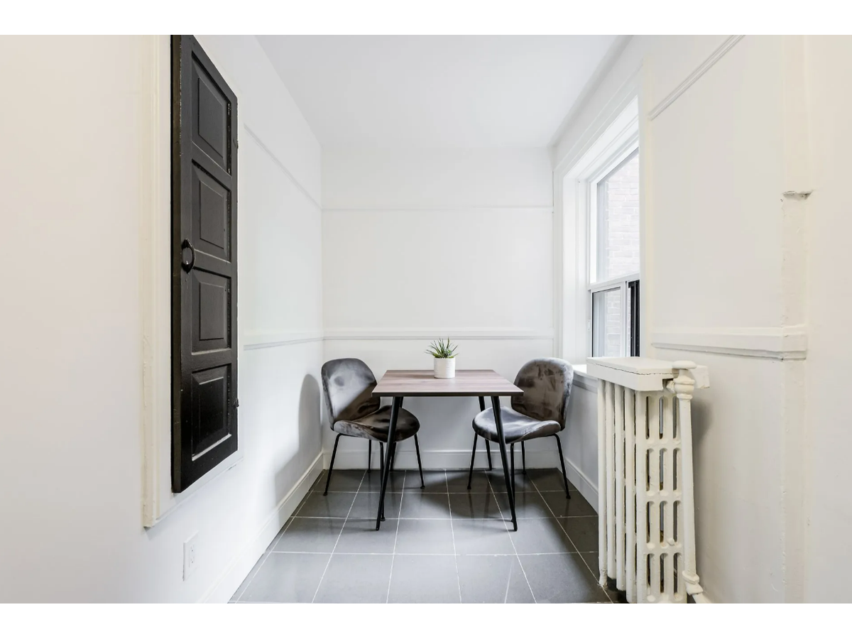 210 Wychwood Avenue - Photo 4