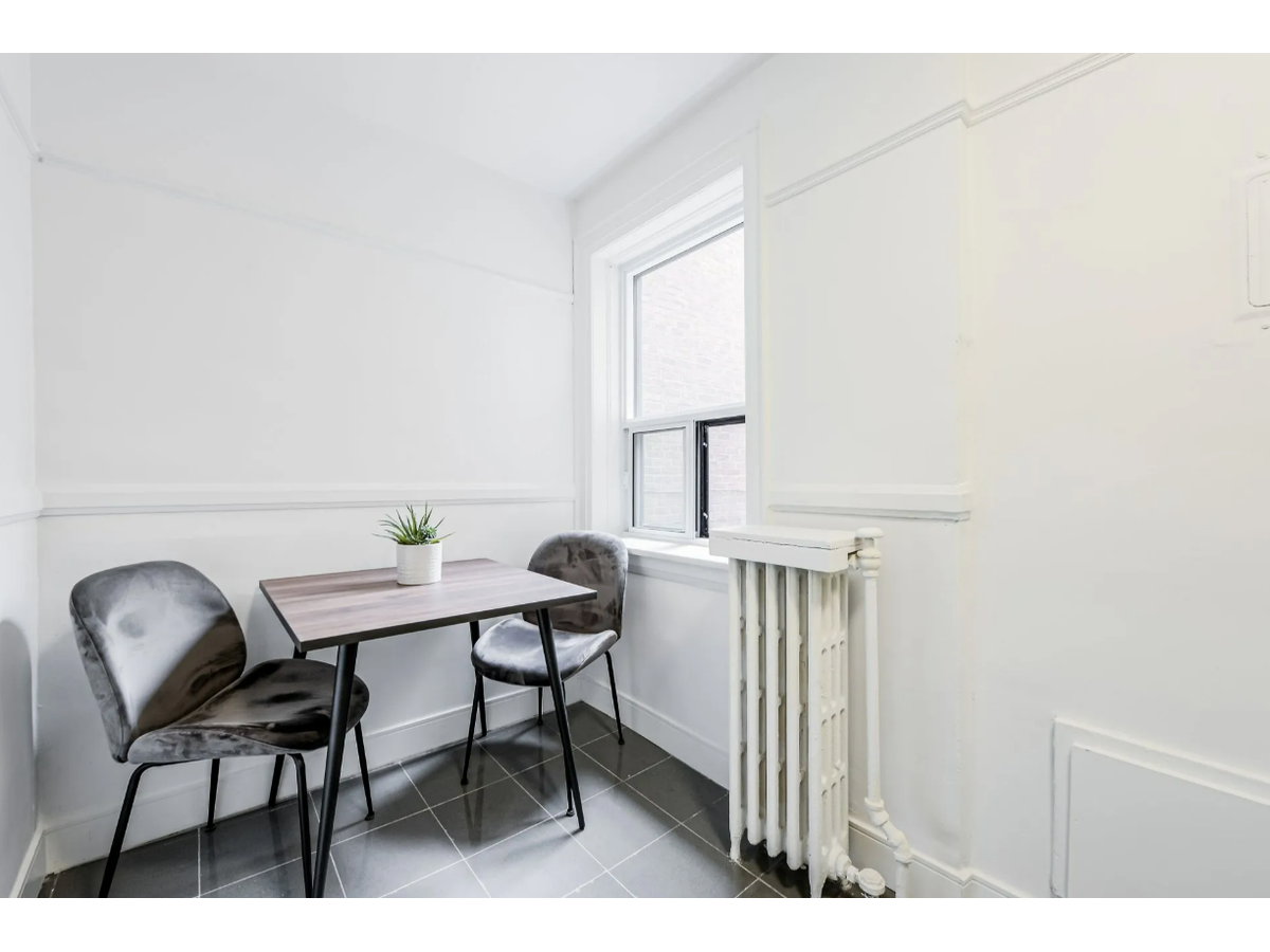 210 Wychwood Avenue - Photo 5