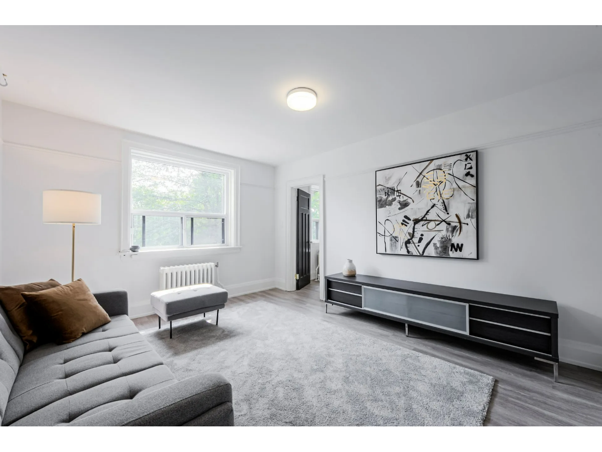 210 Wychwood Avenue - Photo 8