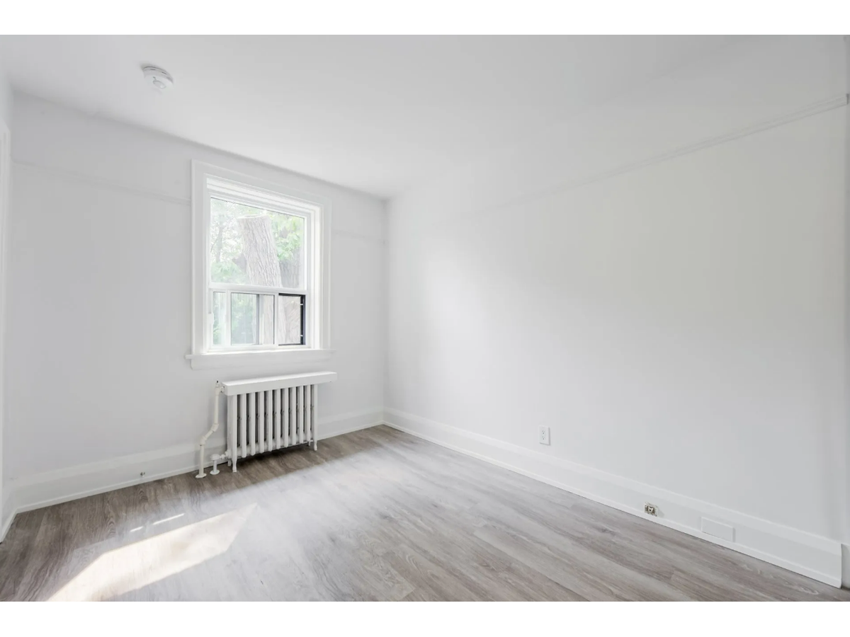 210 Wychwood Avenue - Photo 11