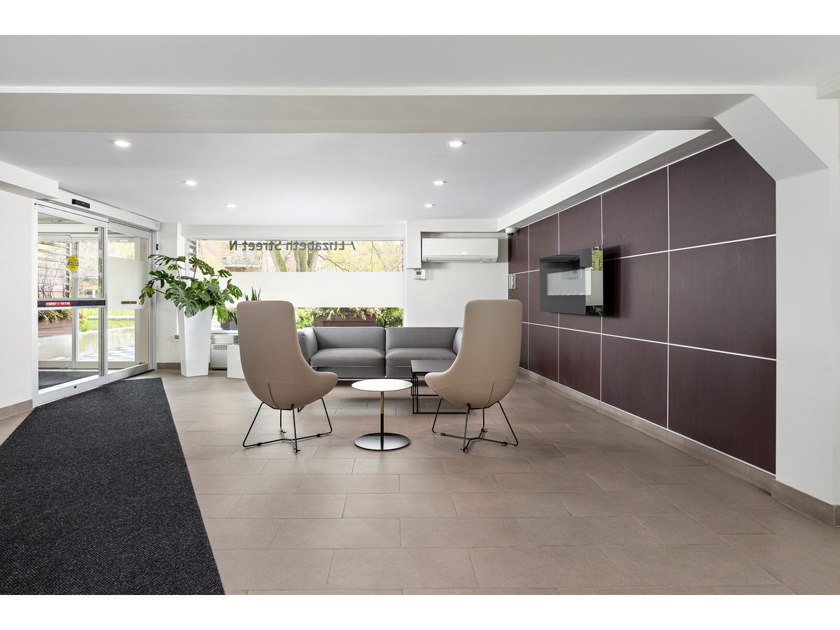 7 Elizabeth Street North - Photo 21