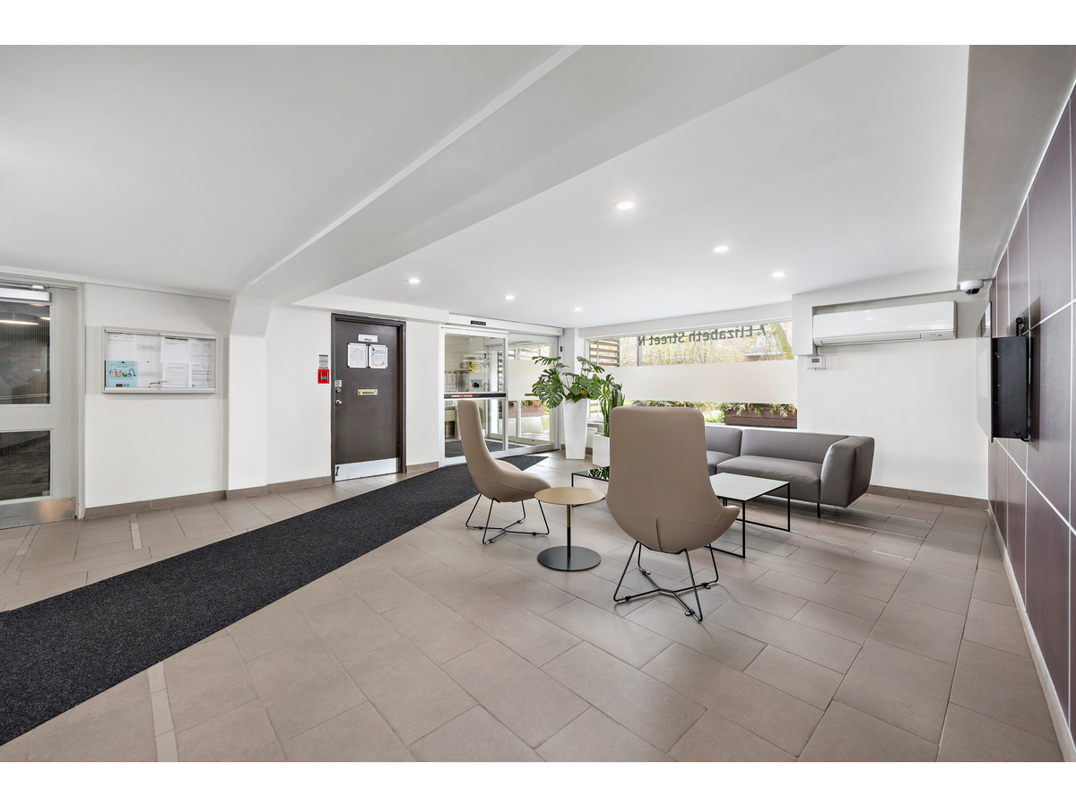 7 Elizabeth Street North - Photo 22