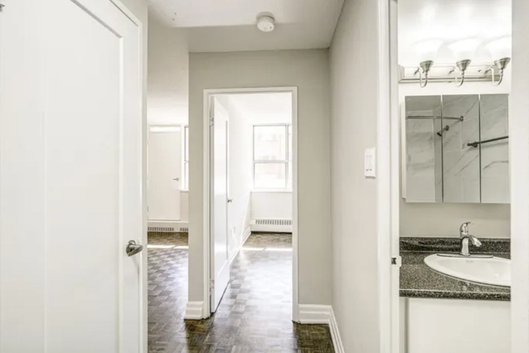 1251 King Street West - Photo 36