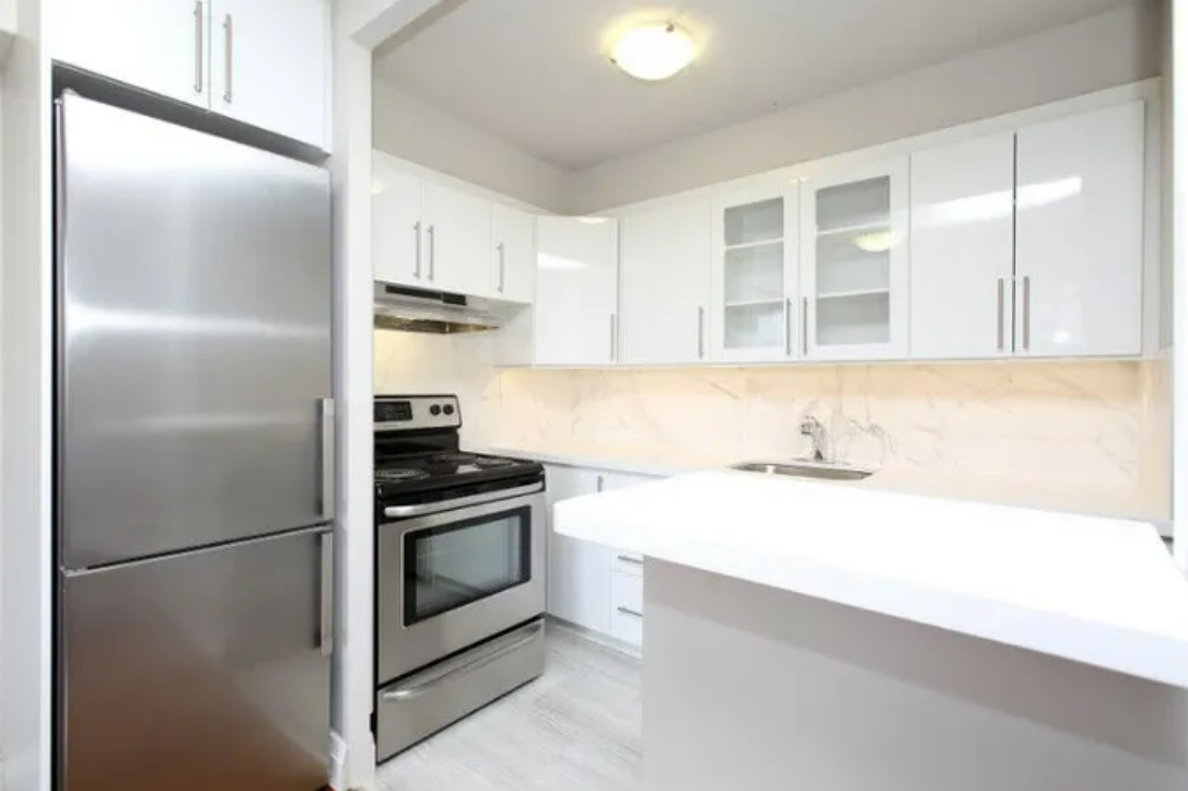 1251 King Street West - Photo 40