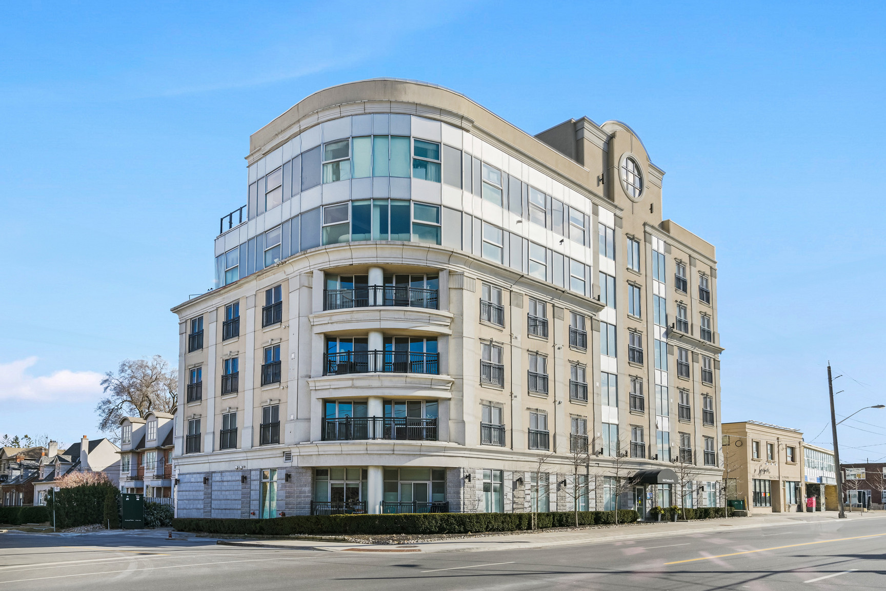 3443 Bathurst Street - Photo 2