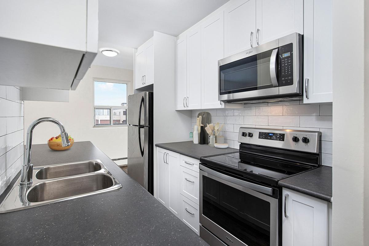 3967 Lawrence Avenue East - Photo 6
