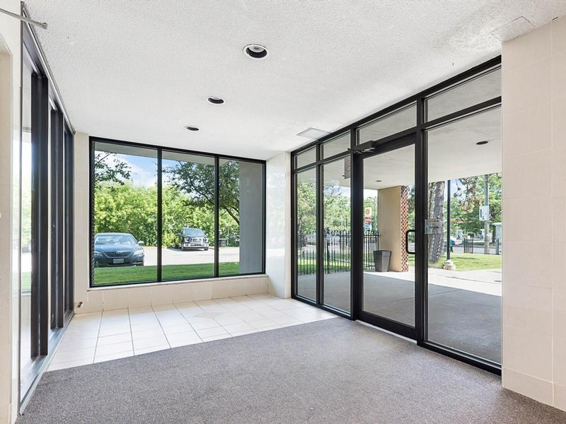 570 Birchmount Road - Photo 8