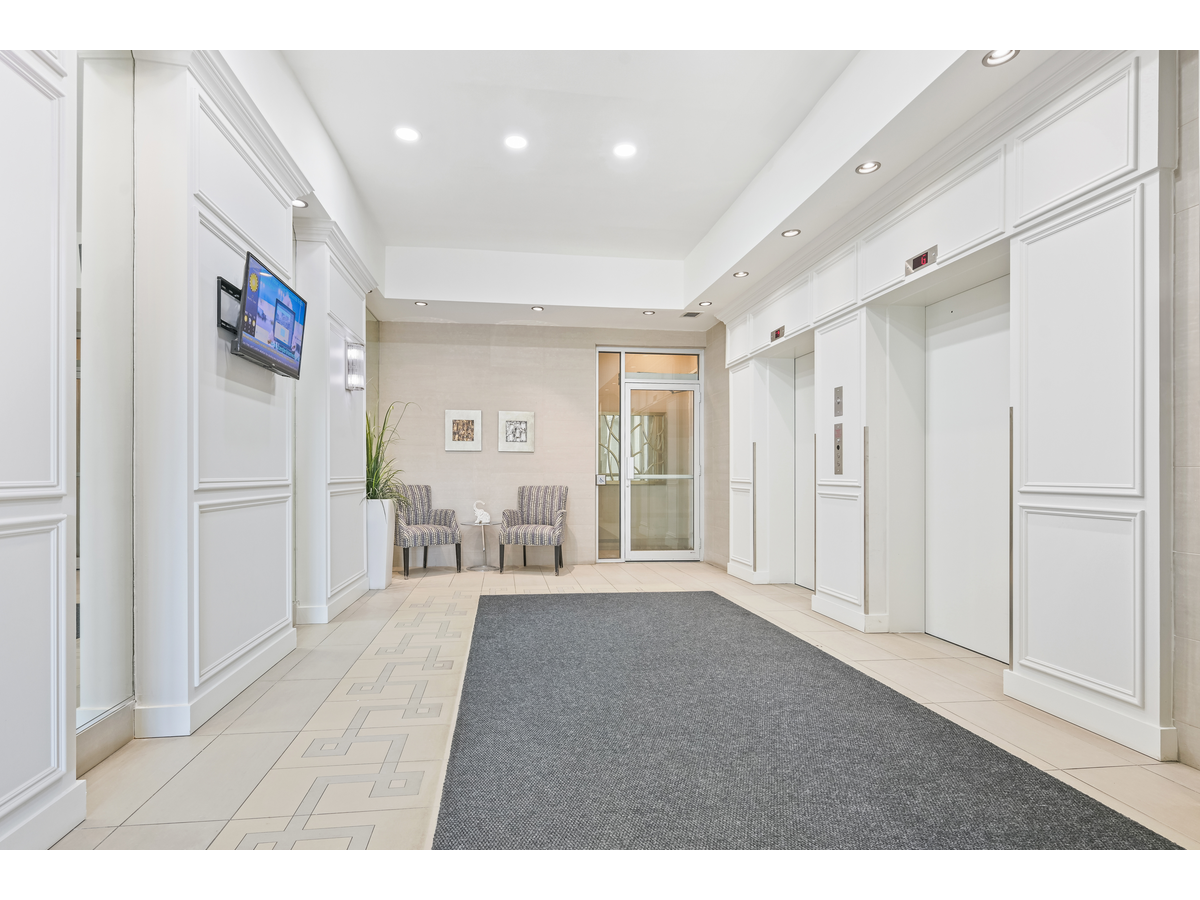 3443 Bathurst Street - Photo 7