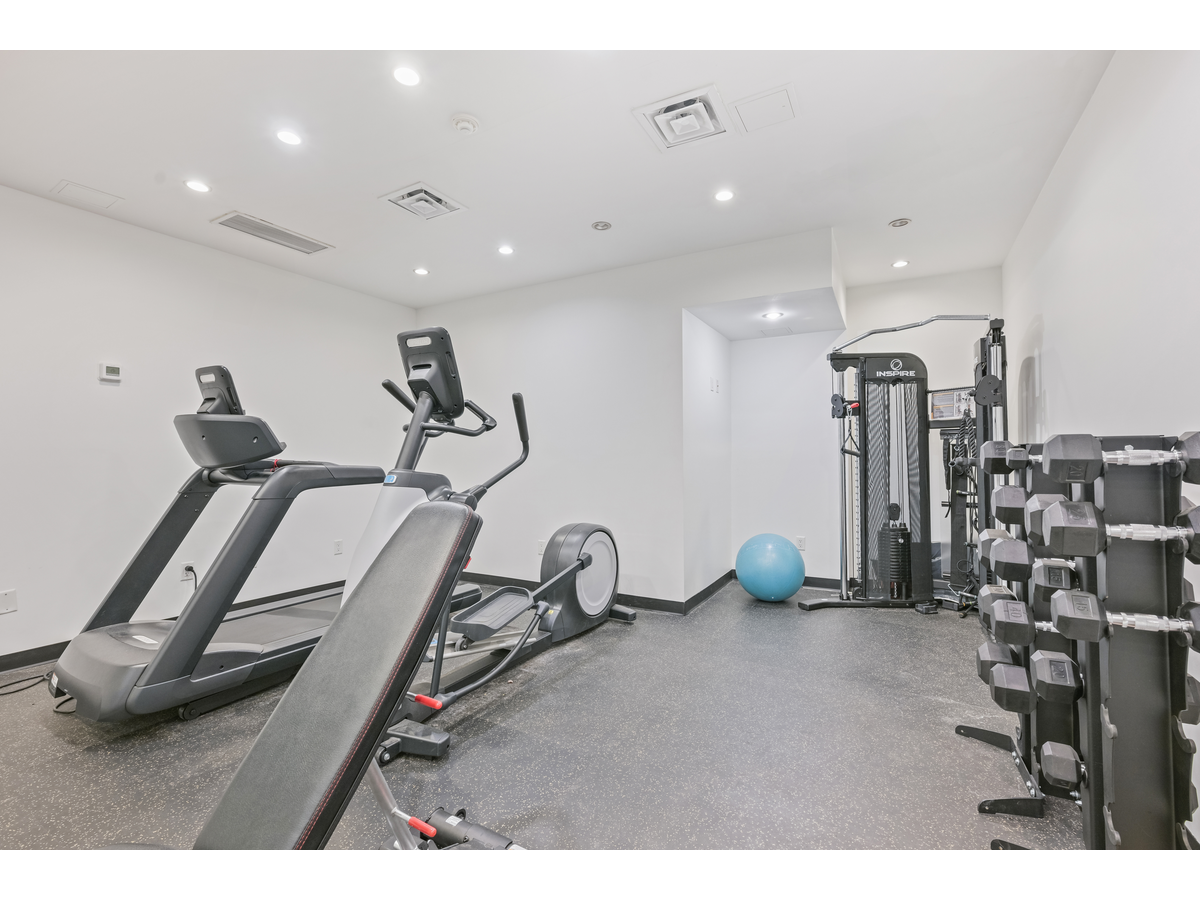 3443 Bathurst Street - Photo 12