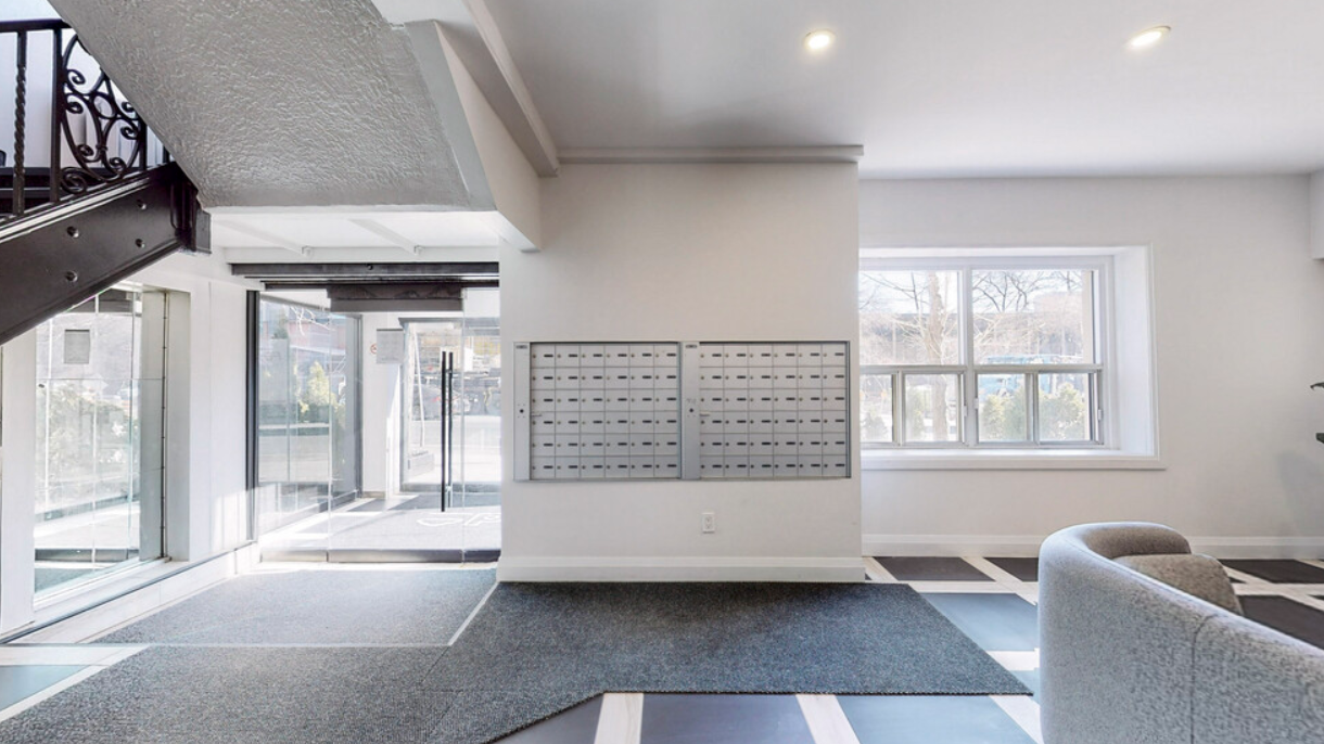 262 Jarvis Street - Photo 8