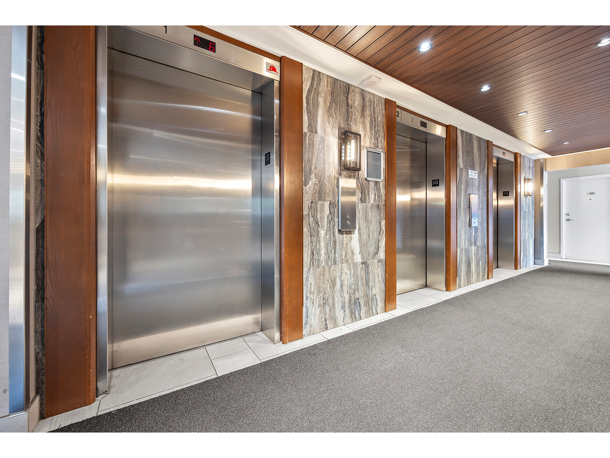 300 Antibes Drive - Photo 19
