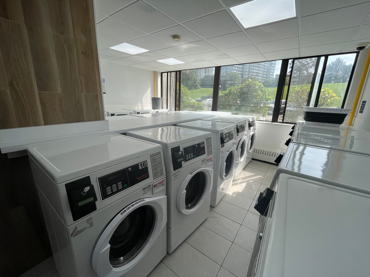 300 Antibes Drive - Photo 20