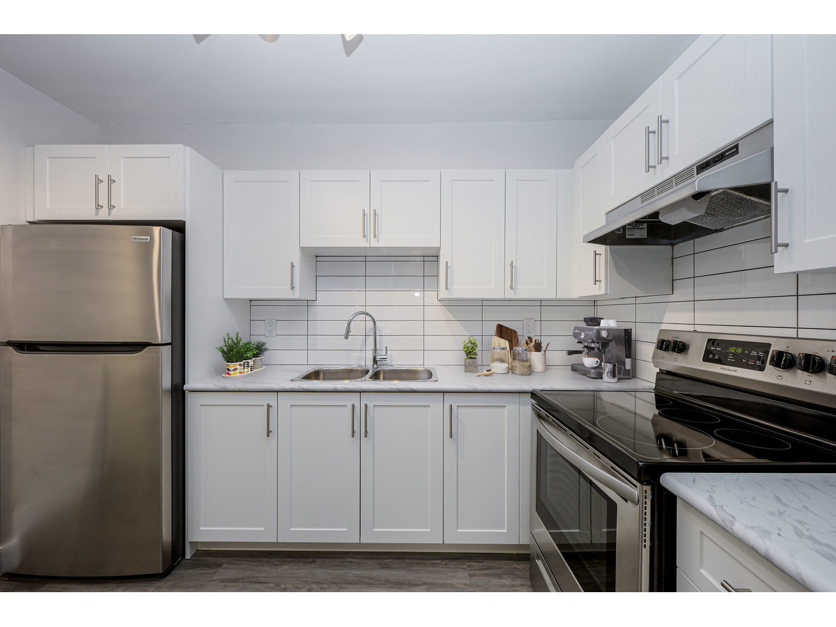 120 Torresdale Avenue - Photo 4