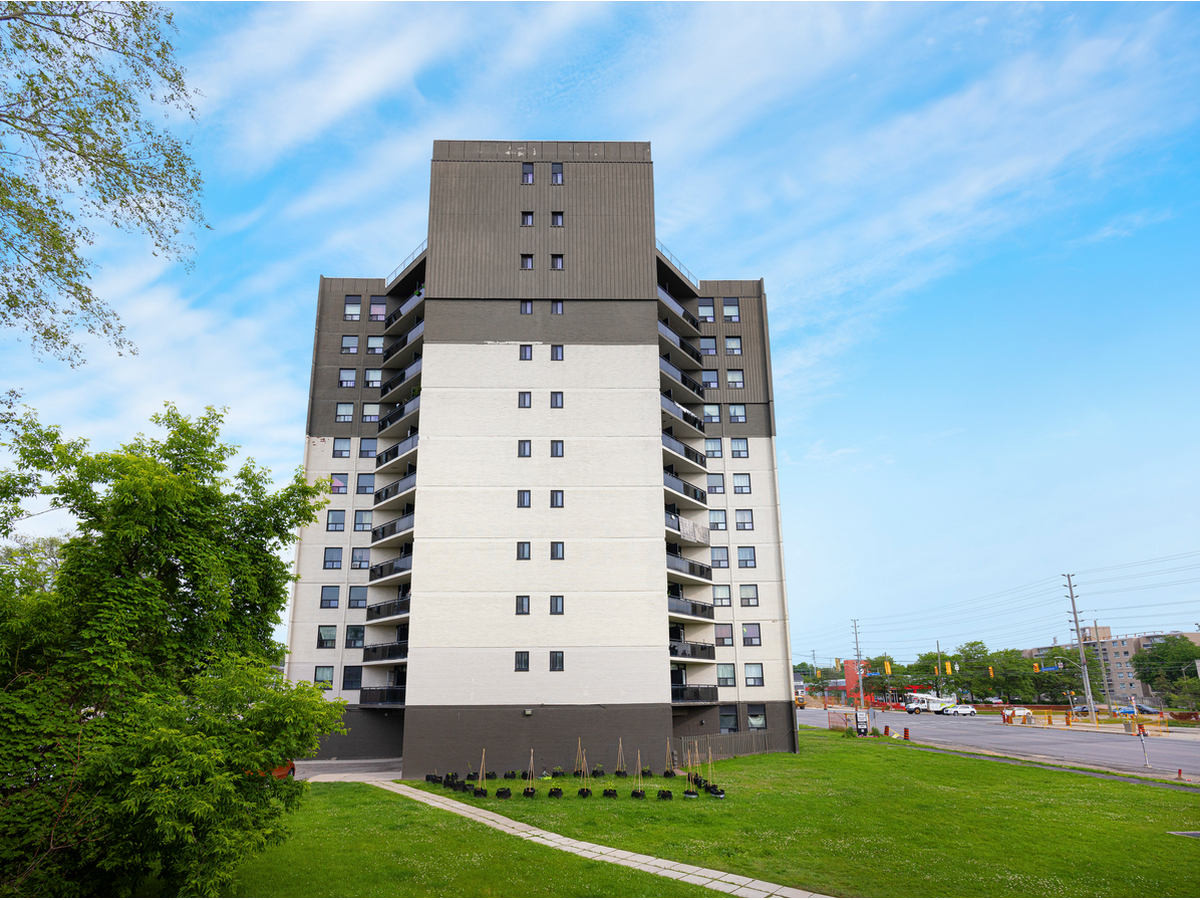 3122 Hurontario Street - Photo 7