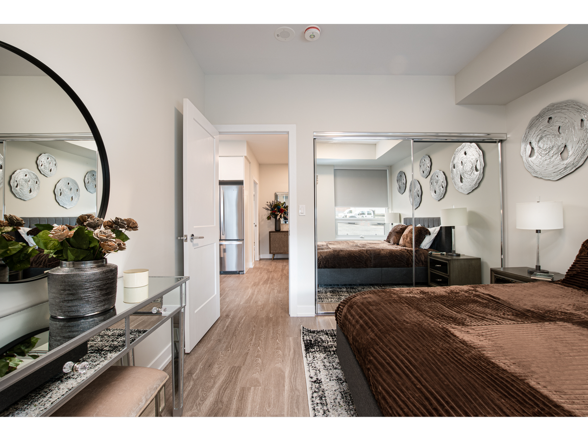 2475 Hurontario Street - Photo 10